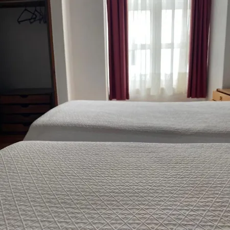 Pensjonat Residencial Arabi 3*