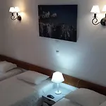 Konukevi Residencial Arabi Portimão